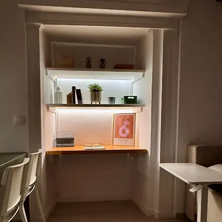 Akonelia - Chora Center * Lefkada City